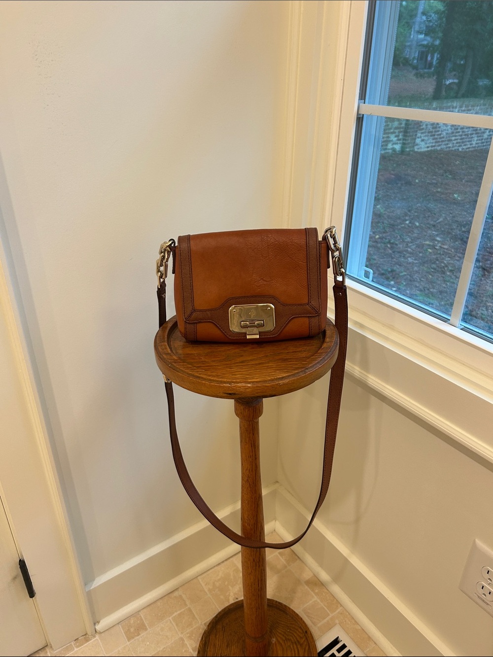 Valise Marisa Cole Haan Bag With Gold Accents
